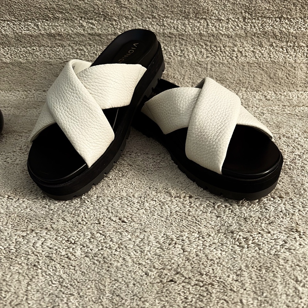 Vionic Vesta Cream Crisscross Platform Comfort Sandals Slides